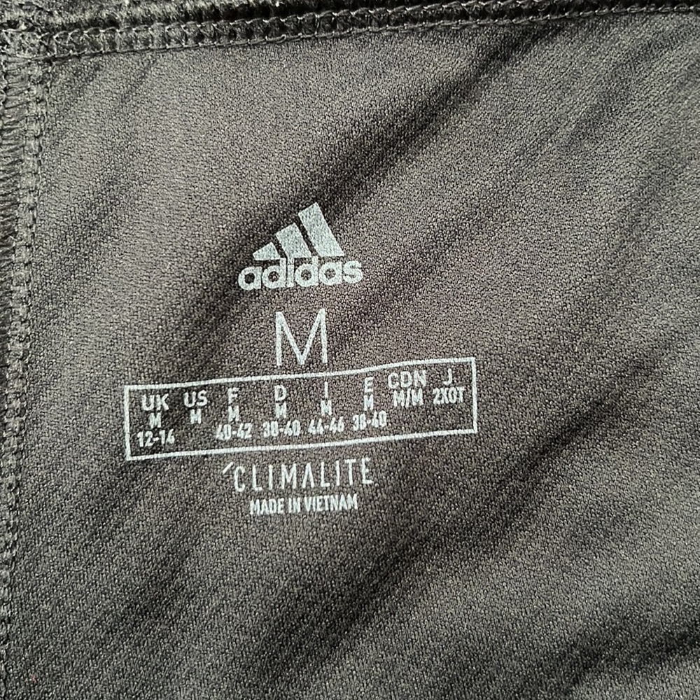 FINAL PRICE🐣 Adidas short - Picture 3 of 3